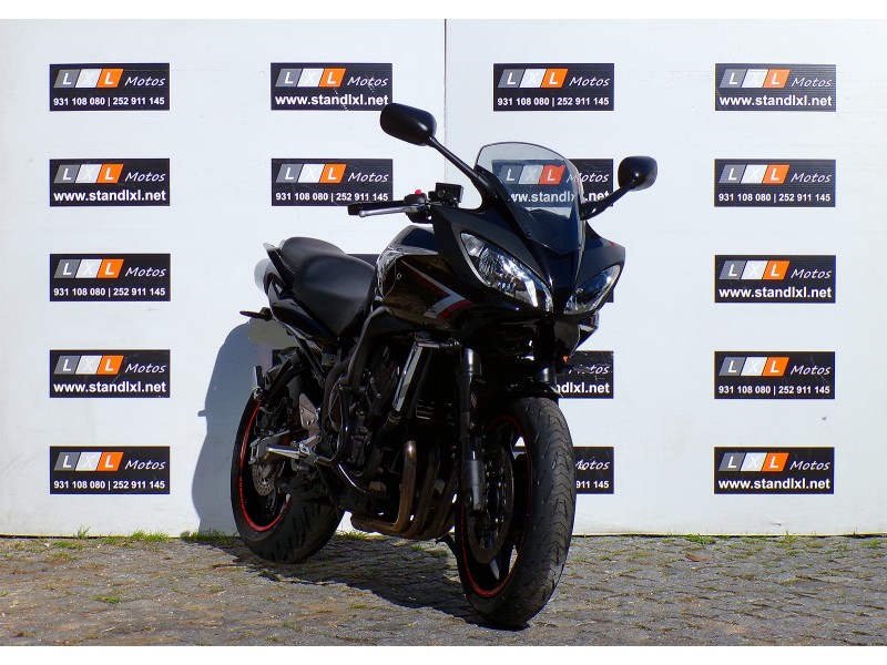YAMAHA FAZER S2 600